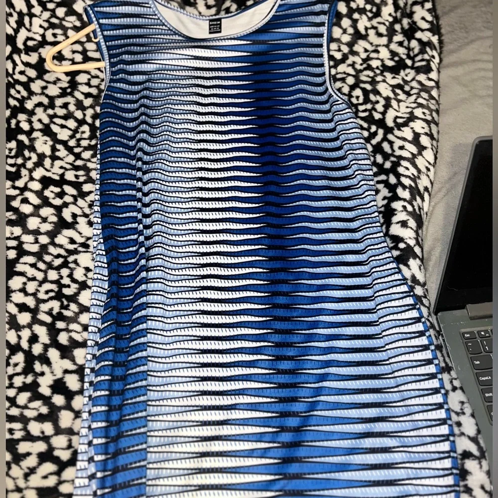 Mid dress - Picture 2 of 2